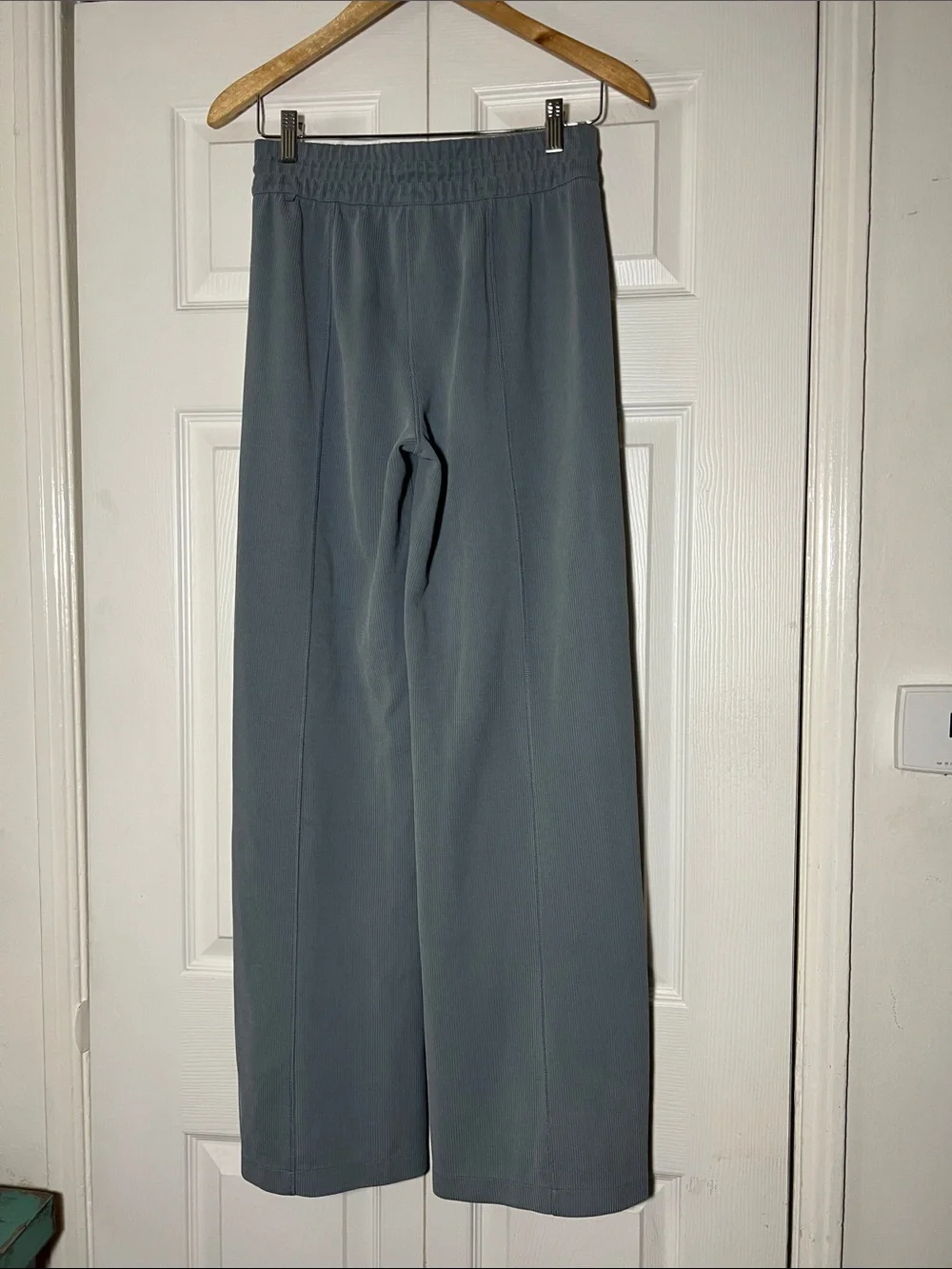 Lululemon Athletica High-Waist Wide Leg Pant Women’s 6